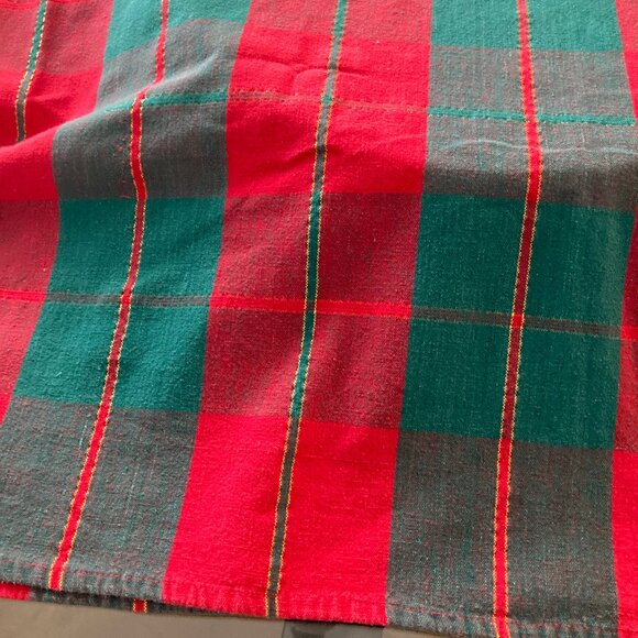Hand Woven  Thick Fabric Christmas Holiday Tablecloth Red Green Gold Metallic - Picture 2 of 5